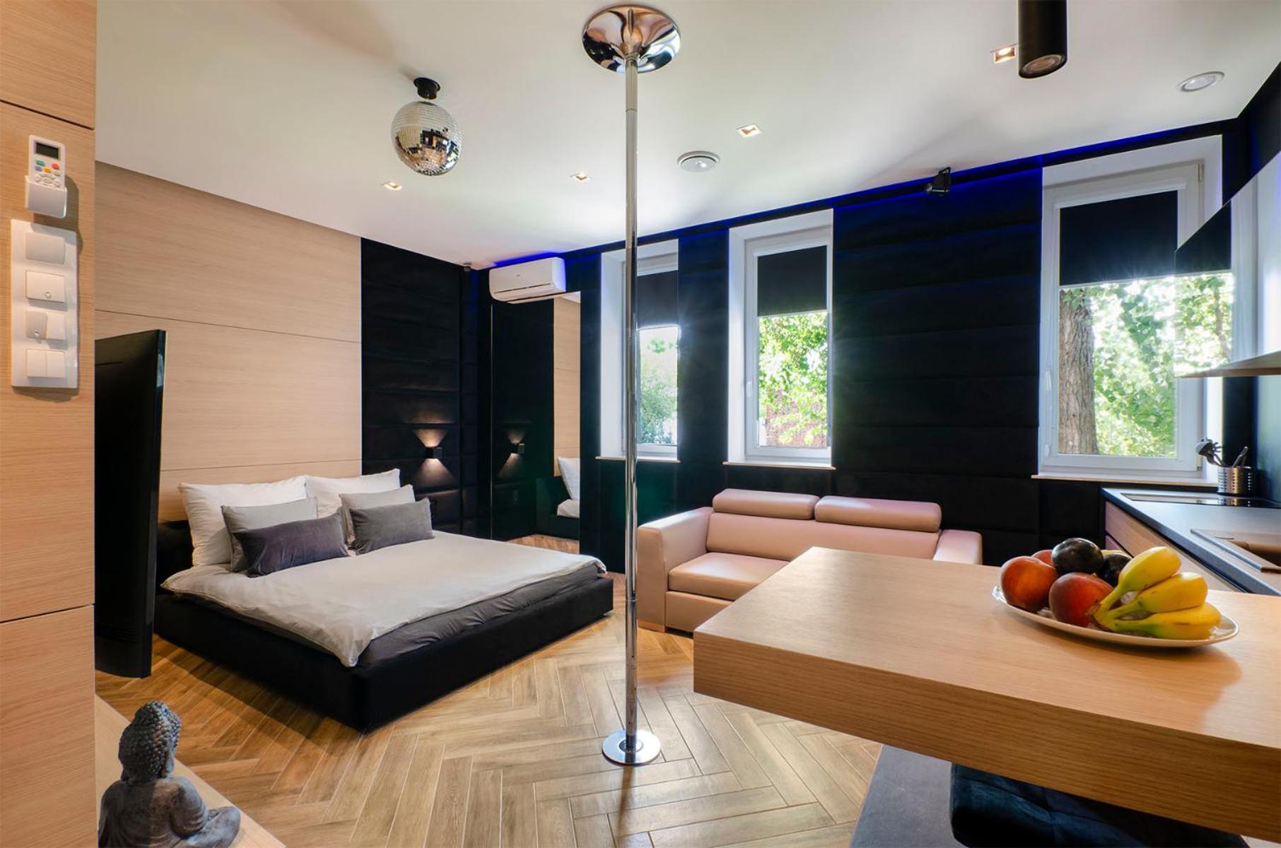 Lupoapartments Z Jacuzzi Pole Dance Leczycka 29 Klimatyzacja Parking Dostep Na Kod Lodz  Exterior photo